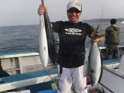 スーパーコーリン丸 投稿ジギングブリ、メジロ爆釣