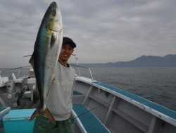 スーパーコーリン丸 投ブリ、メジロ好調