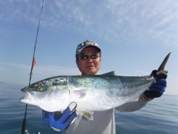 スーパーコーリン丸 投稿ジギングでブリ、メ…