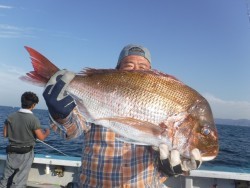 スーパーコーリン丸 投稿ジギングでブリ、真鯛好調