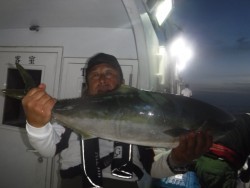 スーパーコーリン丸 投稿ジギング、ブリ、メジロ、真鯛爆爆
