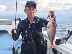 けいせい丸 釣果