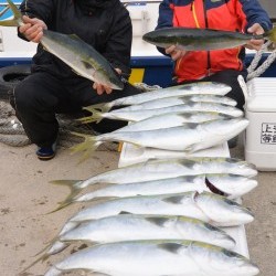 ジギング船 BLUEWATER 釣果