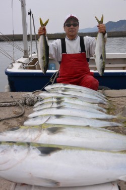 ジギング船 BLUEWATER 釣果