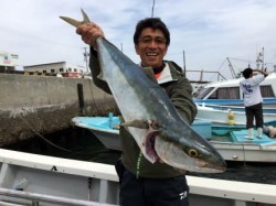 祐英丸 釣果