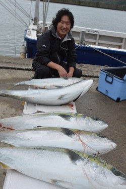 ジギング船 BLUEWATER 釣果
