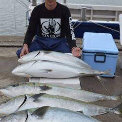 ジギング船 BLUEWATER 釣果