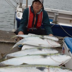 ジギング船 BLUEWATER 釣果