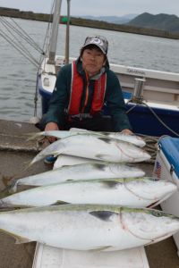 ジギング船 BLUEWATER 釣果