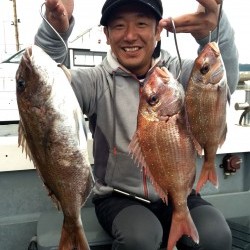 さんさん丸 釣果