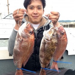 さんさん丸 釣果