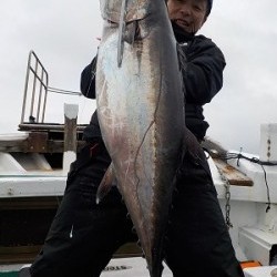 明日丸 釣果