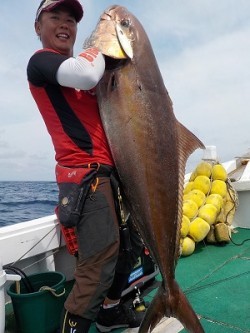 明日丸 釣果
